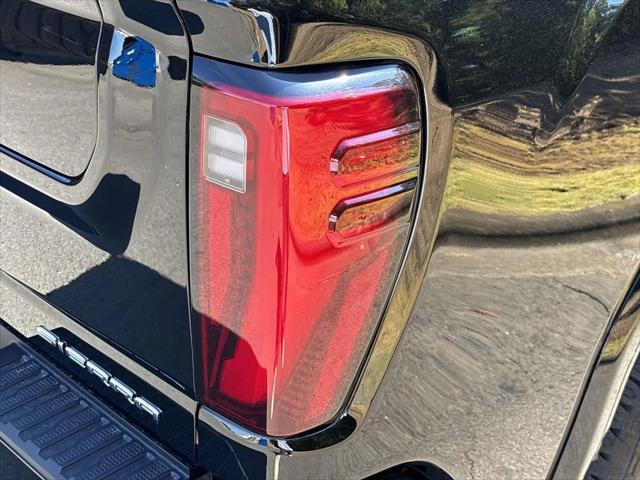 2026 GMC Sierra 2500HD Crew Cab, Standard Bed, Denali, 4WD