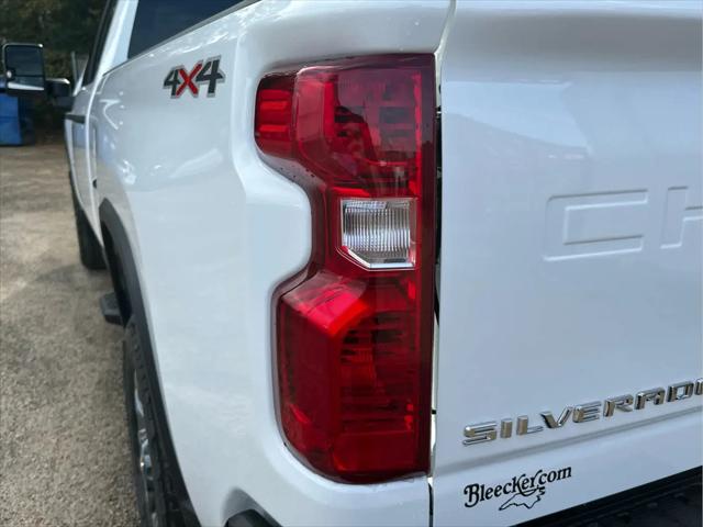 2026 Chevrolet Silverado 2500HD Crew Cab, Standard Bed, WT, 4WD