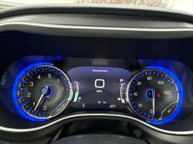 2026 Chrysler Pacifica Select AWD