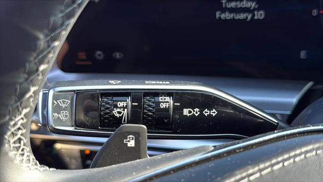 2026 Cadillac iQ Signature Luxury AWD
