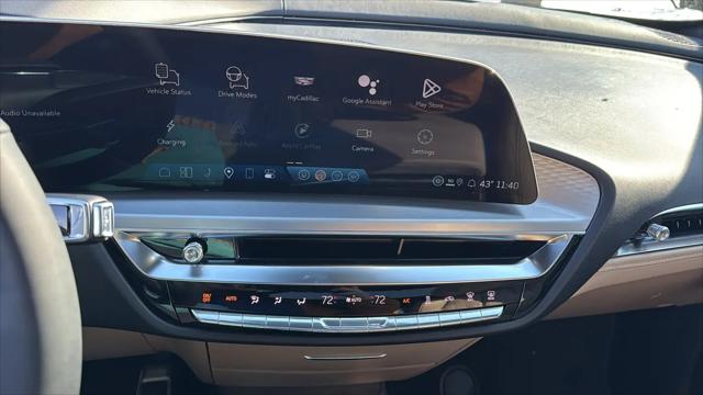 2026 Cadillac iQ Signature Luxury AWD