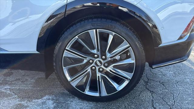 2026 Cadillac iQ Signature Luxury AWD