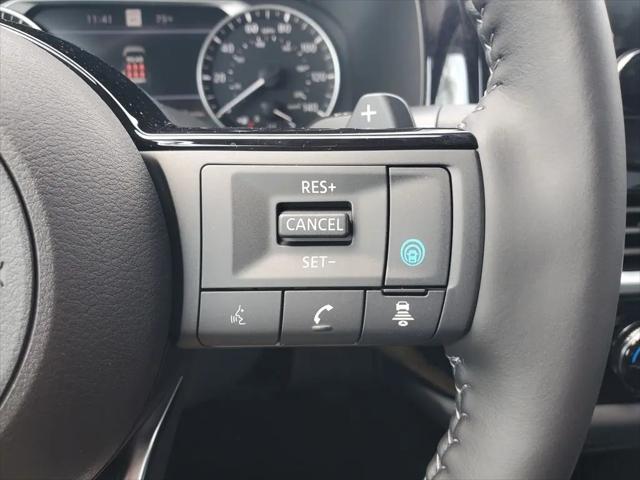 2025 Nissan Pathfinder SL 4WD
