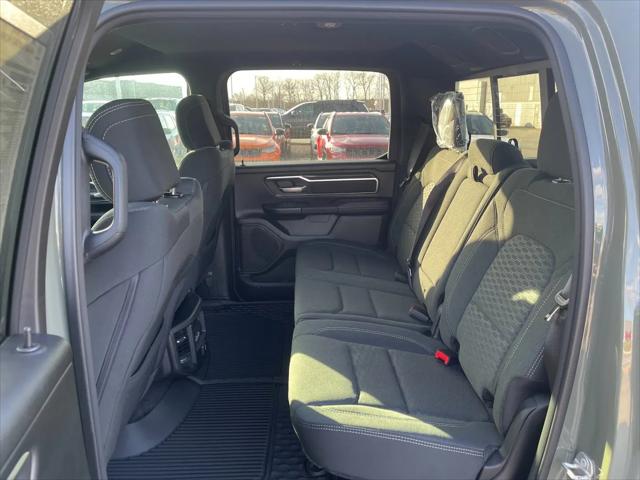 2026 Ram 1500 Big Horn Crew Cab 4x4 5'7" Box