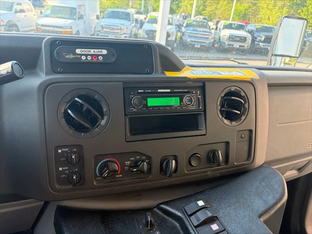 2017 Ford E-350 Cutaway HANDICAP ACCESS PASSENER BUS 6.8L V10 56K MILES!!