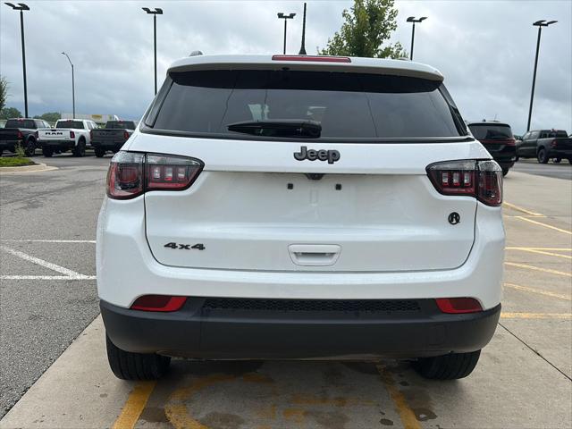 2026 Jeep Compass Latitude Altitude