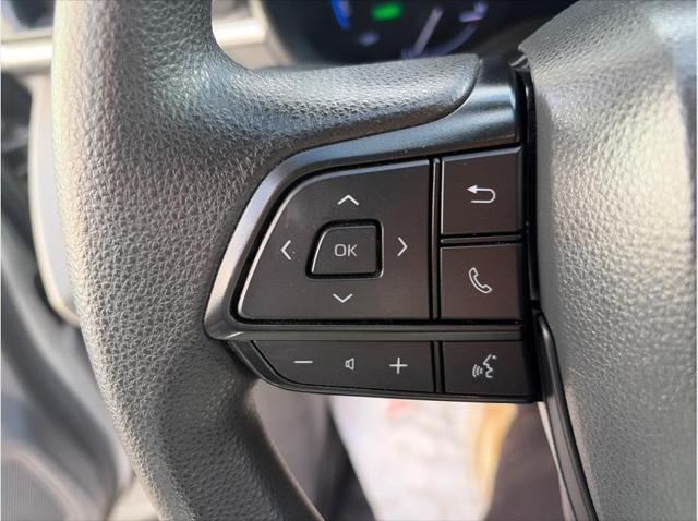 2023 Toyota Sienna LE