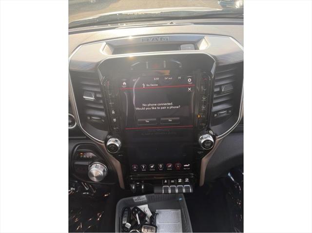 2019 Ram 1500 Laramie Crew Cab 4x2 5'7" Box