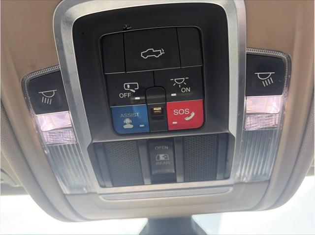 2019 Ram 1500 Laramie Crew Cab 4x2 5'7" Box
