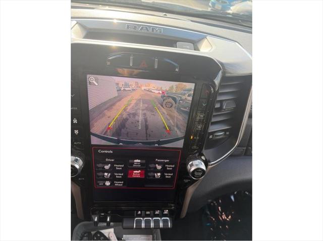 2019 Ram 1500 Laramie Crew Cab 4x2 5'7" Box