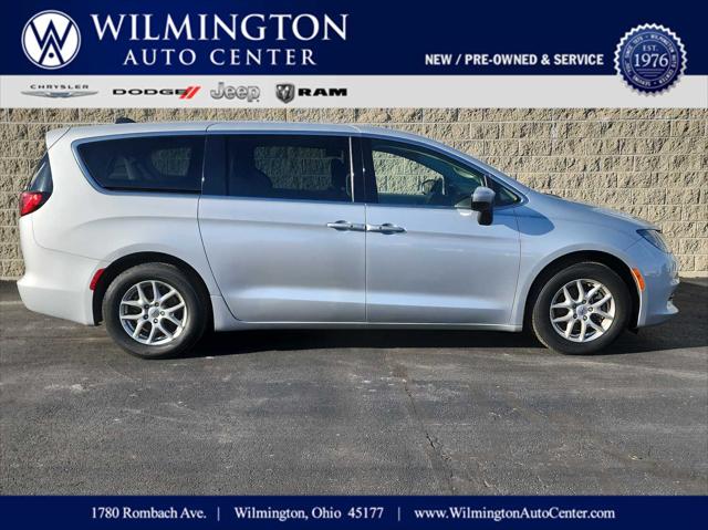 2022 Chrysler Voyager LX 2022 Chrysler Voyager LX