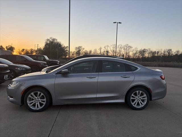 2015 Chrysler 200 Limited 2015 Chrysler 200 Limited
