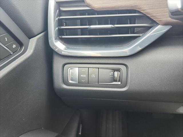 2026 GMC Acadia Denali FWD