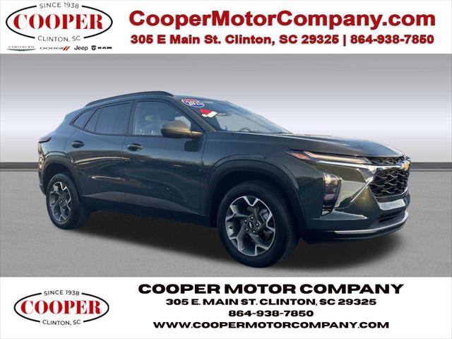 2025 Chevrolet Trax FWD LT