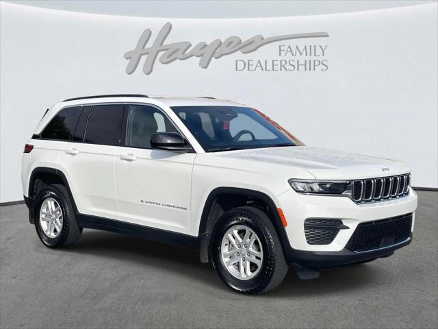 2024 Jeep Grand Cherokee Laredo 4x2
