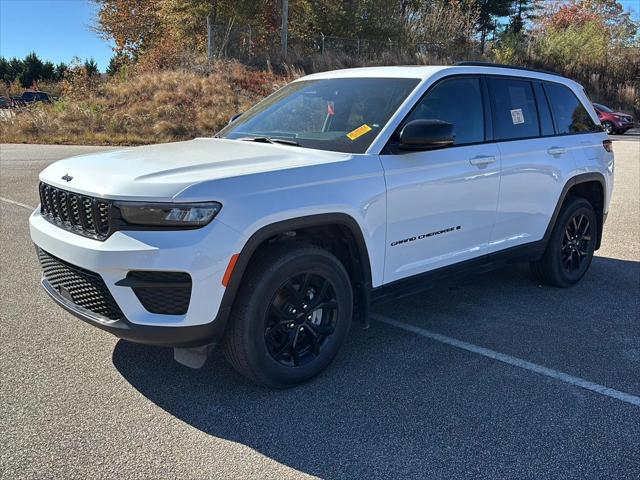 2024 Jeep Grand Cherokee Altitude X 4x2