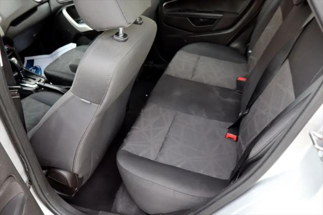 2013 Ford Fiesta SE