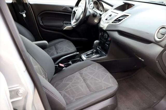 2013 Ford Fiesta SE
