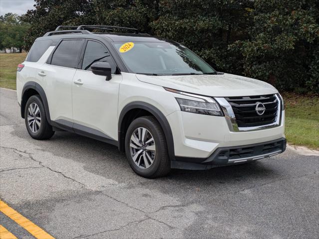 2024 Nissan Pathfinder SL FWD 2024 Nissan Pathfinder SL FWD