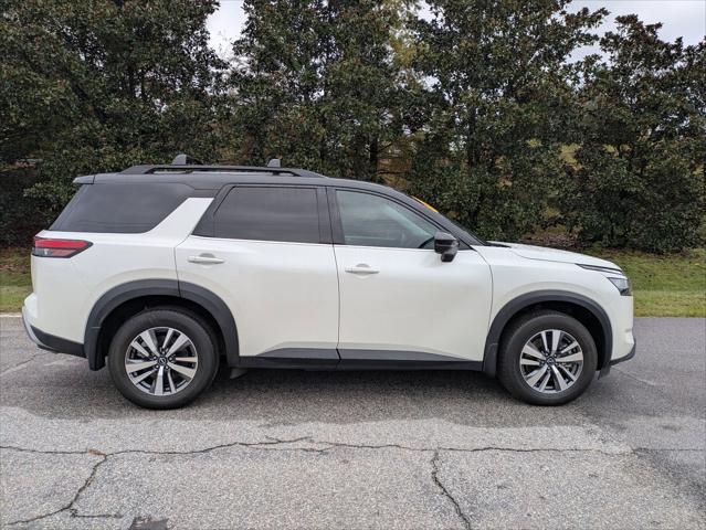 2024 Nissan Pathfinder SL FWD 2024 Nissan Pathfinder SL FWD