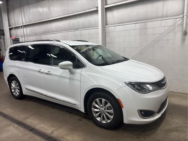 Used 2019 Chrysler Pacifica For Sale in Wilmington, OH