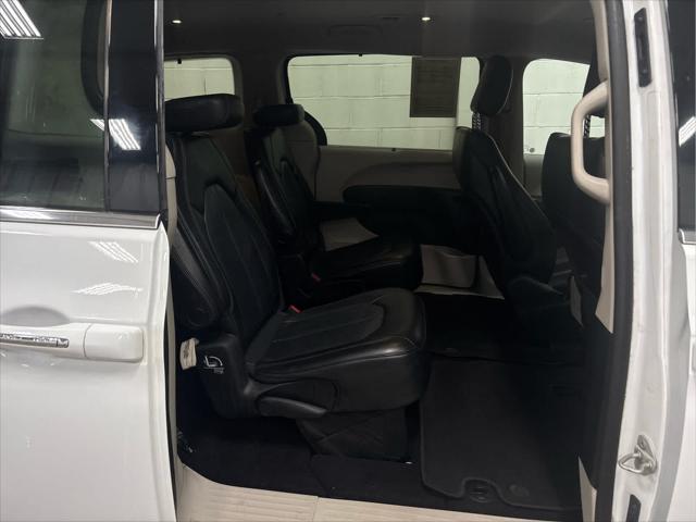 Used 2019 Chrysler Pacifica For Sale in Wilmington, OH