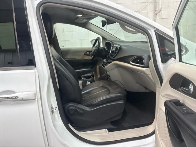 Used 2019 Chrysler Pacifica For Sale in Wilmington, OH