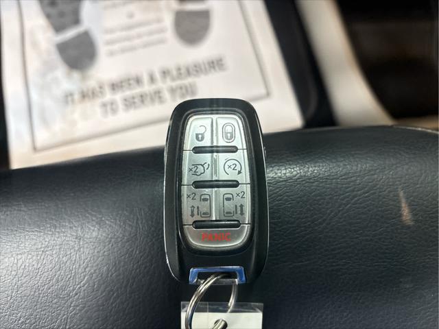 Used 2019 Chrysler Pacifica For Sale in Wilmington, OH