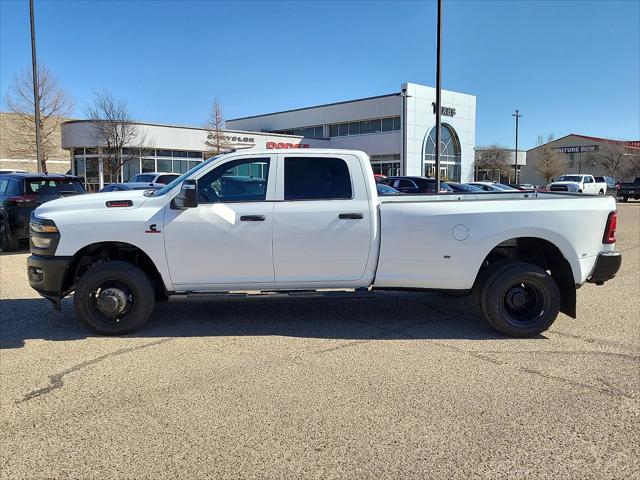 2026 RAM Ram 3500 RAM 3500 TRADESMAN CREW CAB 4X4 8 BOX