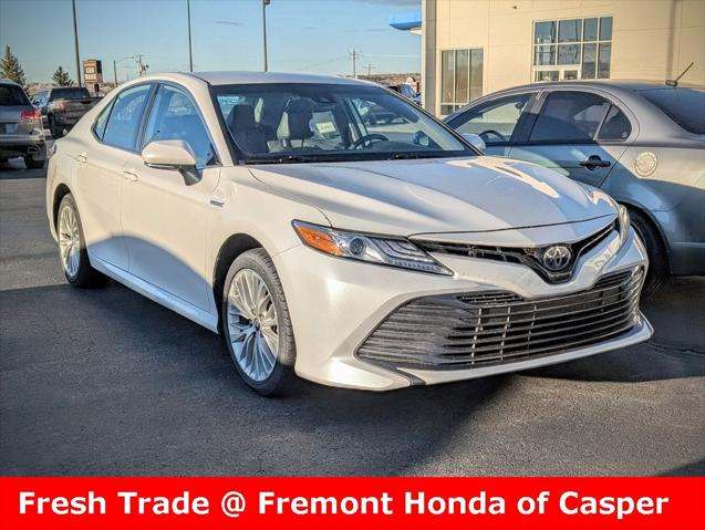 2020 Toyota Camry XLE Hybrid