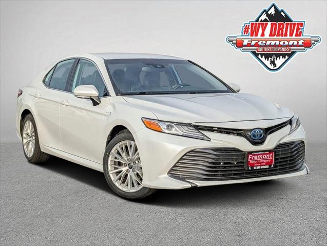 2020 Toyota Camry XLE Hybrid