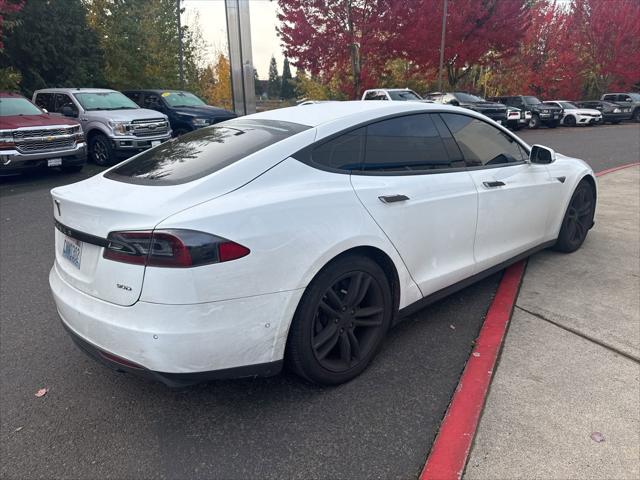 2016 Tesla Model S 90D