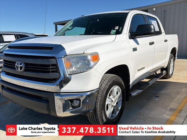 2015 Toyota Tundra SR5's photo