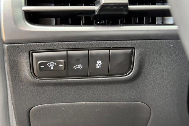 2026 Hyundai Santa Cruz SE