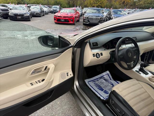 2009 Volkswagen CC Sport