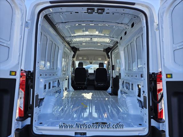2026 Ford Transit Cargo Van Base
