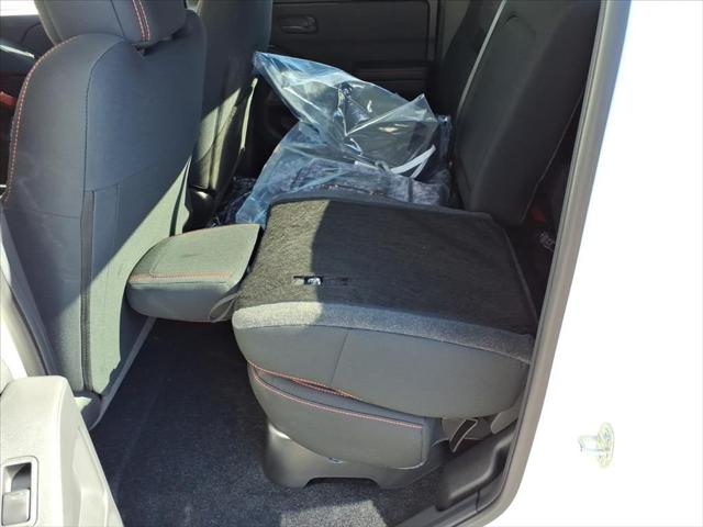 2026 Nissan Frontier Crew Cab PRO-4X 4x4
