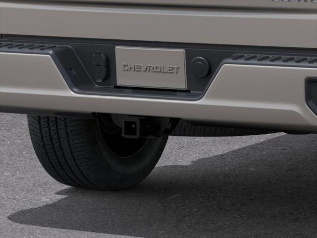 2026 Chevrolet Silverado 1500 4WD Crew Cab Standard Bed Custom