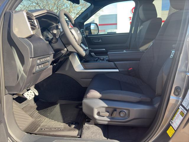 2026 Toyota Tundra SR5 CrewMax 5.5' Bed