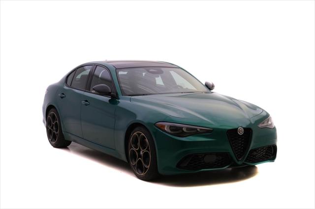 2025 Alfa Romeo Giulia GIULIA INTENSA RWD