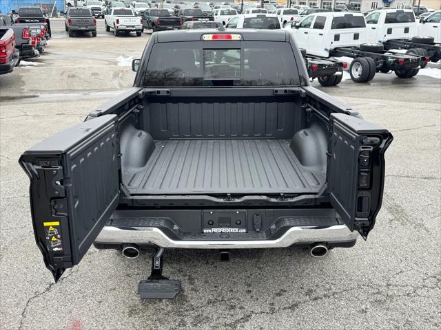 2026 Ram 1500 Limited Longhorn Crew Cab 4x4 5'7" Box