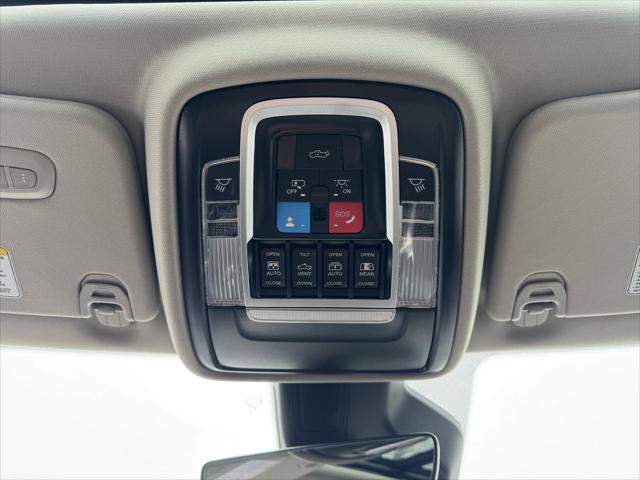 2026 Ram 1500 Limited Longhorn Crew Cab 4x4 5'7" Box
