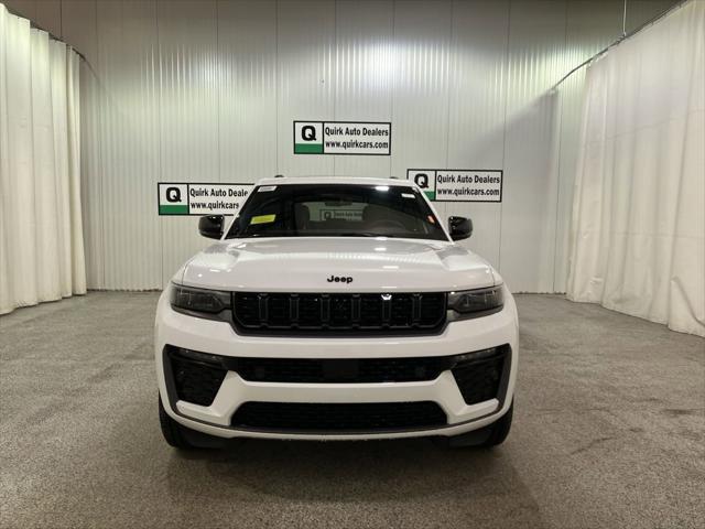 2026 Jeep Grand Cherokee GRAND CHEROKEE LIMITED RESERVE 4X4