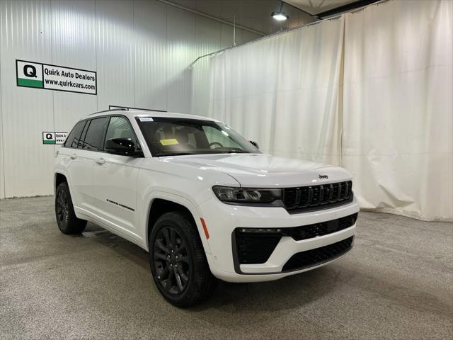 2026 Jeep Grand Cherokee GRAND CHEROKEE LIMITED RESERVE 4X4