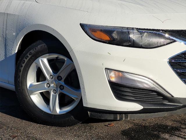 2022 Chevrolet Malibu FWD LS