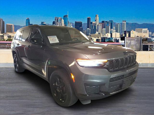 2023 Jeep Grand Cherokee L Altitude 4x4
