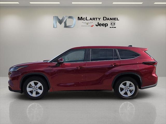 2024 Toyota Highlander LE 2024 Toyota Highlander LE