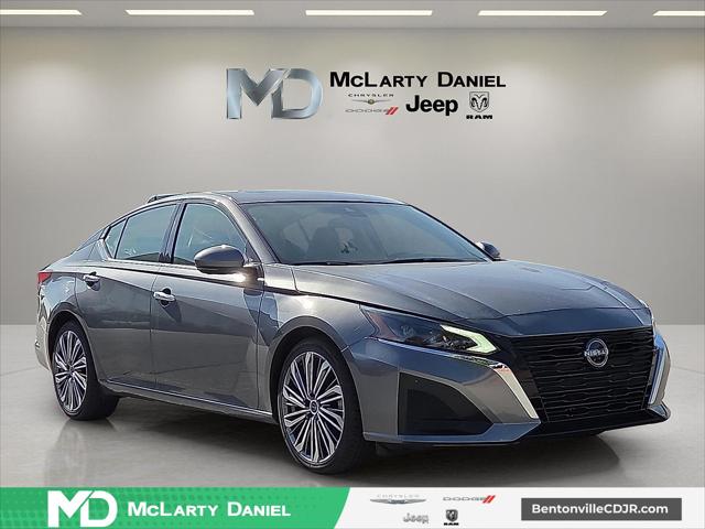 2023 Nissan Altima SL FWD 2023 Nissan Altima SL FWD