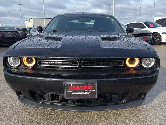 2016 Dodge Challenger SXT