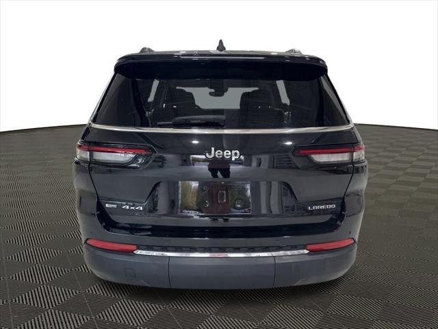 2022 Jeep Grand Cherokee L Laredo 4x4